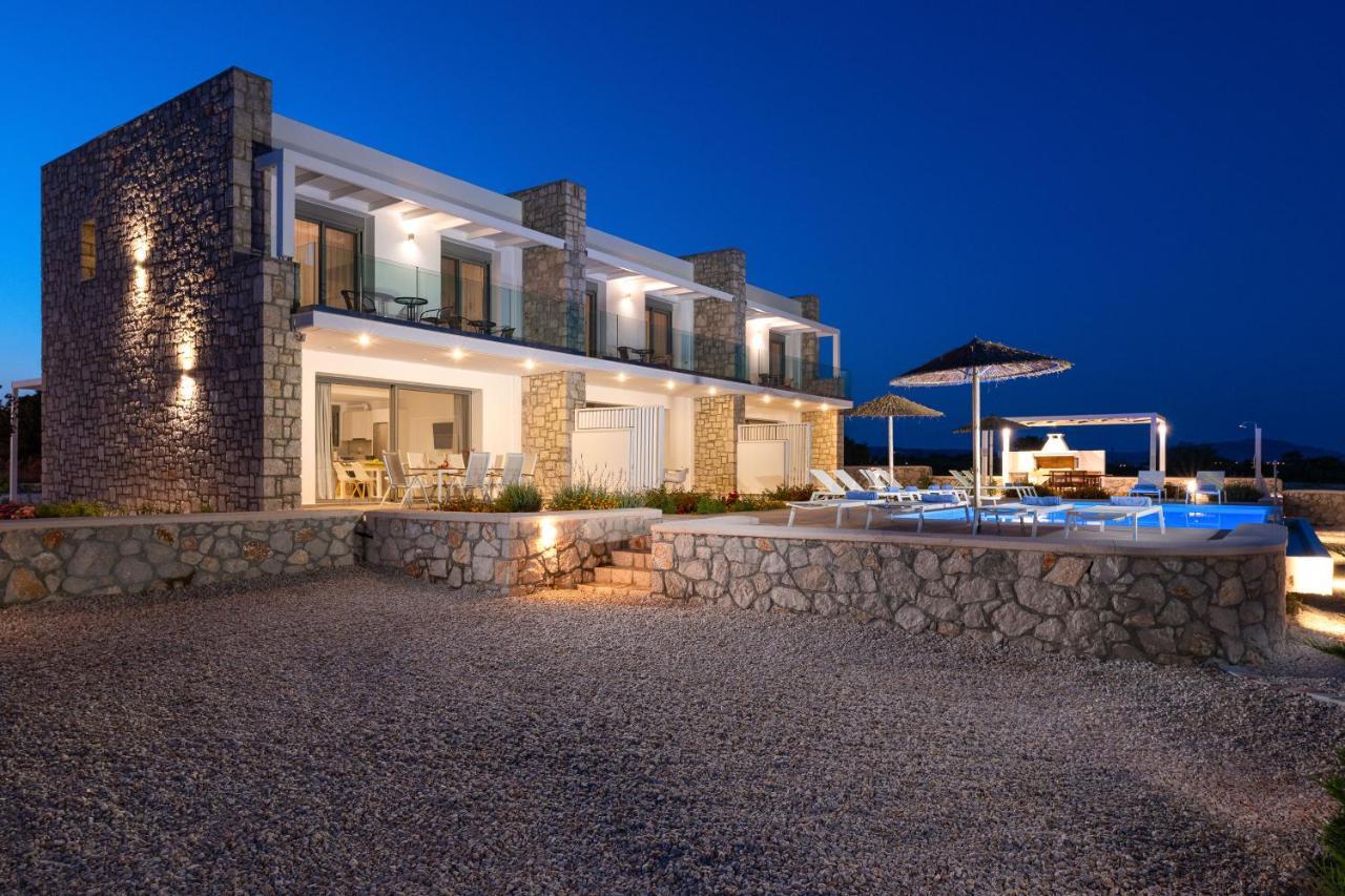 Gennadi Harmony Suites - 200 M From The Sea 외부 사진