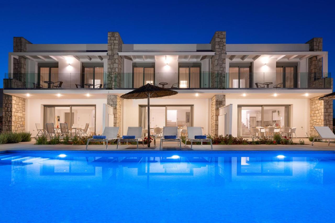 Gennadi Harmony Suites - 200 M From The Sea 외부 사진